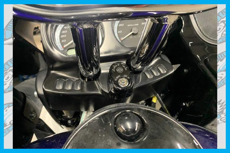 DBC272 | Harley-Davidson “T3” Road Glide Specific Pull Back T-Bar Gauge Cap 2015 To 2023