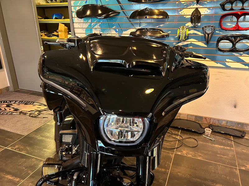 DBC352 | Harley-Davidson "Dirty Bastard" Street Glide Windshield 2024