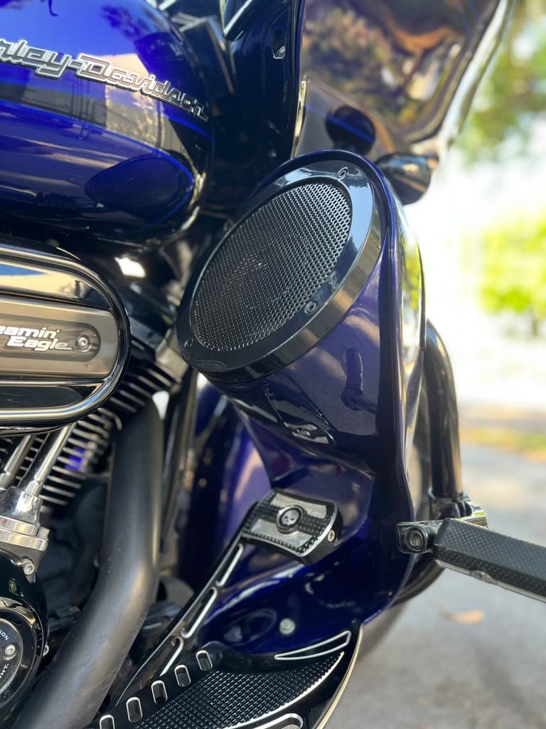DBC258 | Harley-Davidson 8" Audio Lowers Up To 2023