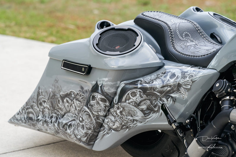 Harley-Davidson "Twisted 8" Speaker Lids 2014-2023