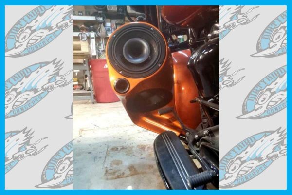 DBC301 | Harley-Davidson Double Double 8″ Audio Lowers Up To